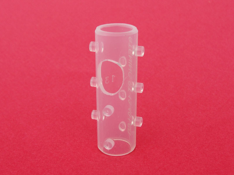 Detalhe do orif&iacute;cio lateral do stent Stening&reg; Br&ocirc;nquico LSD